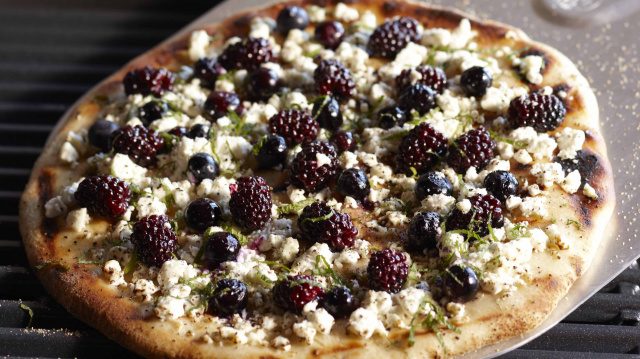 Grilled Berry Pizza