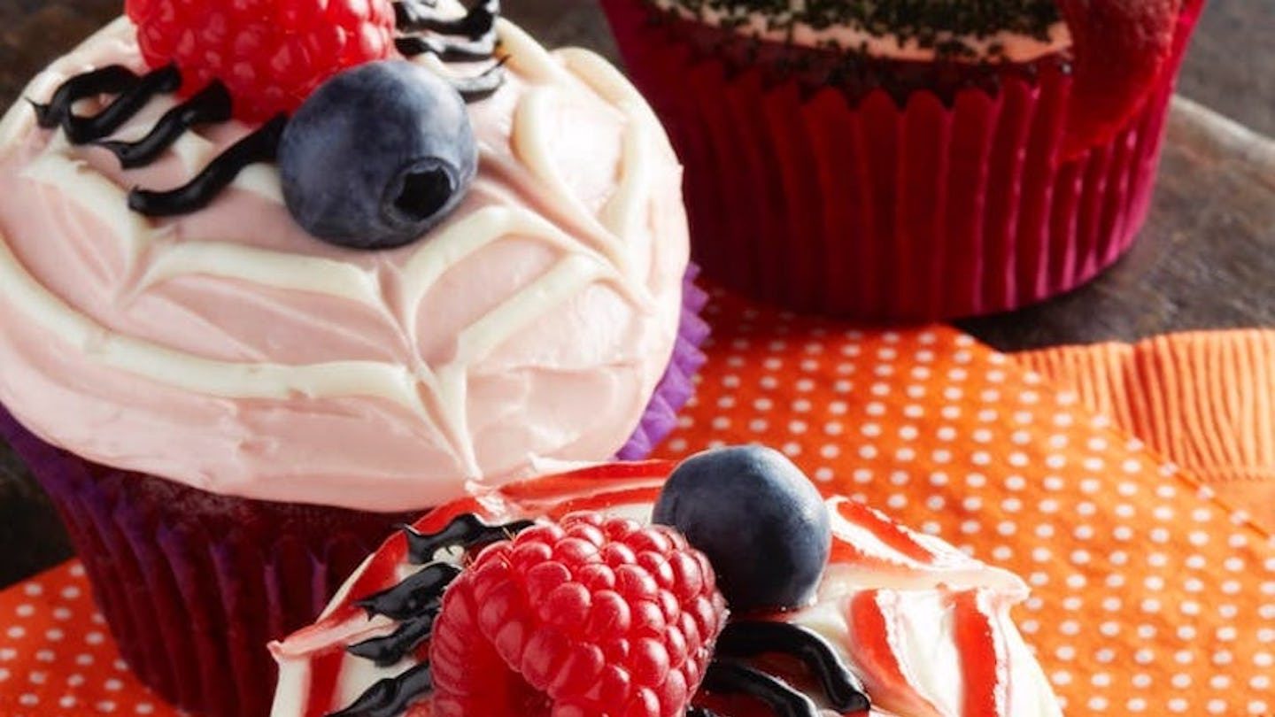 Cupcakes effrayants aux petits fruits