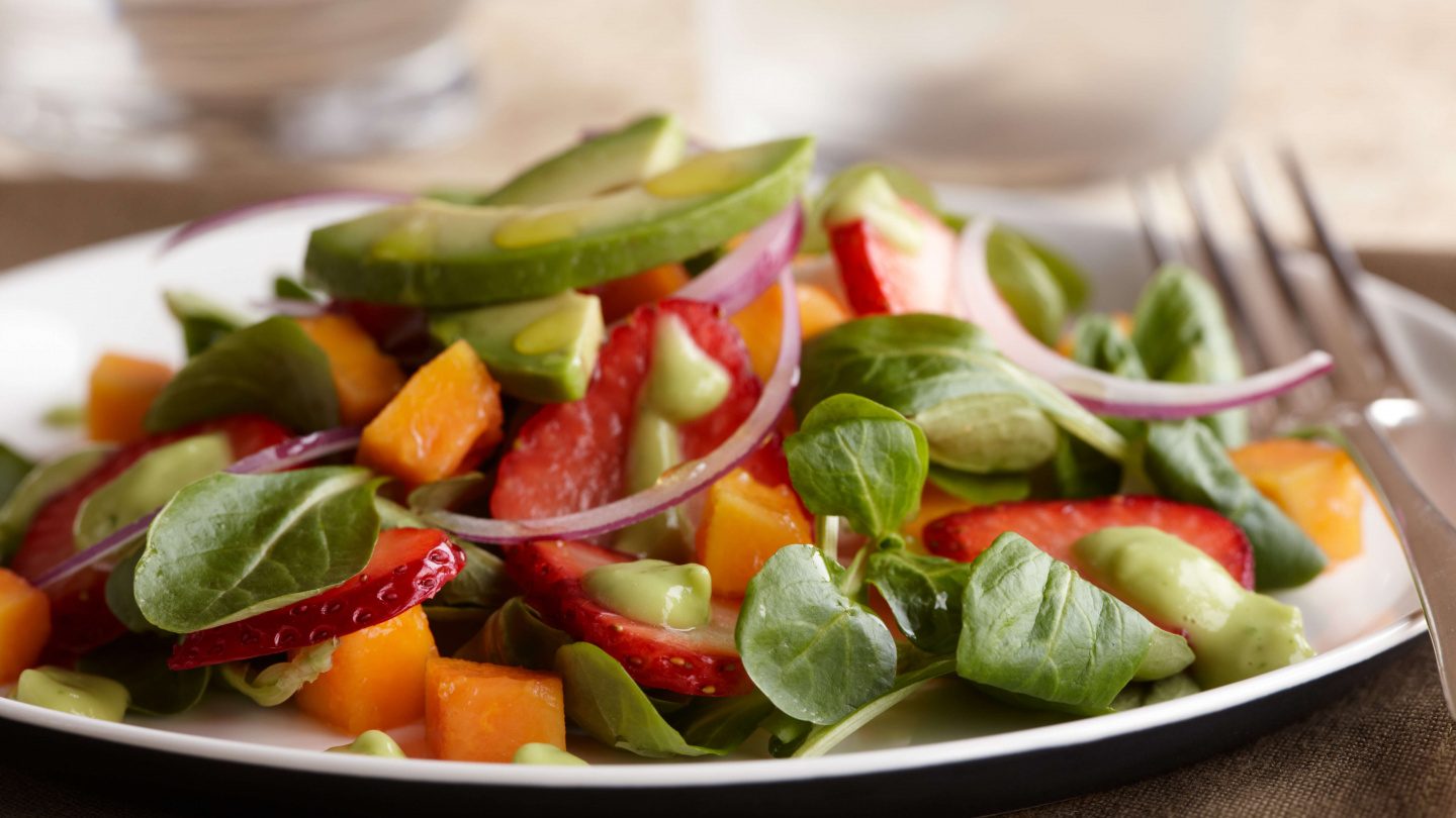 Salade de mâche aux fraises