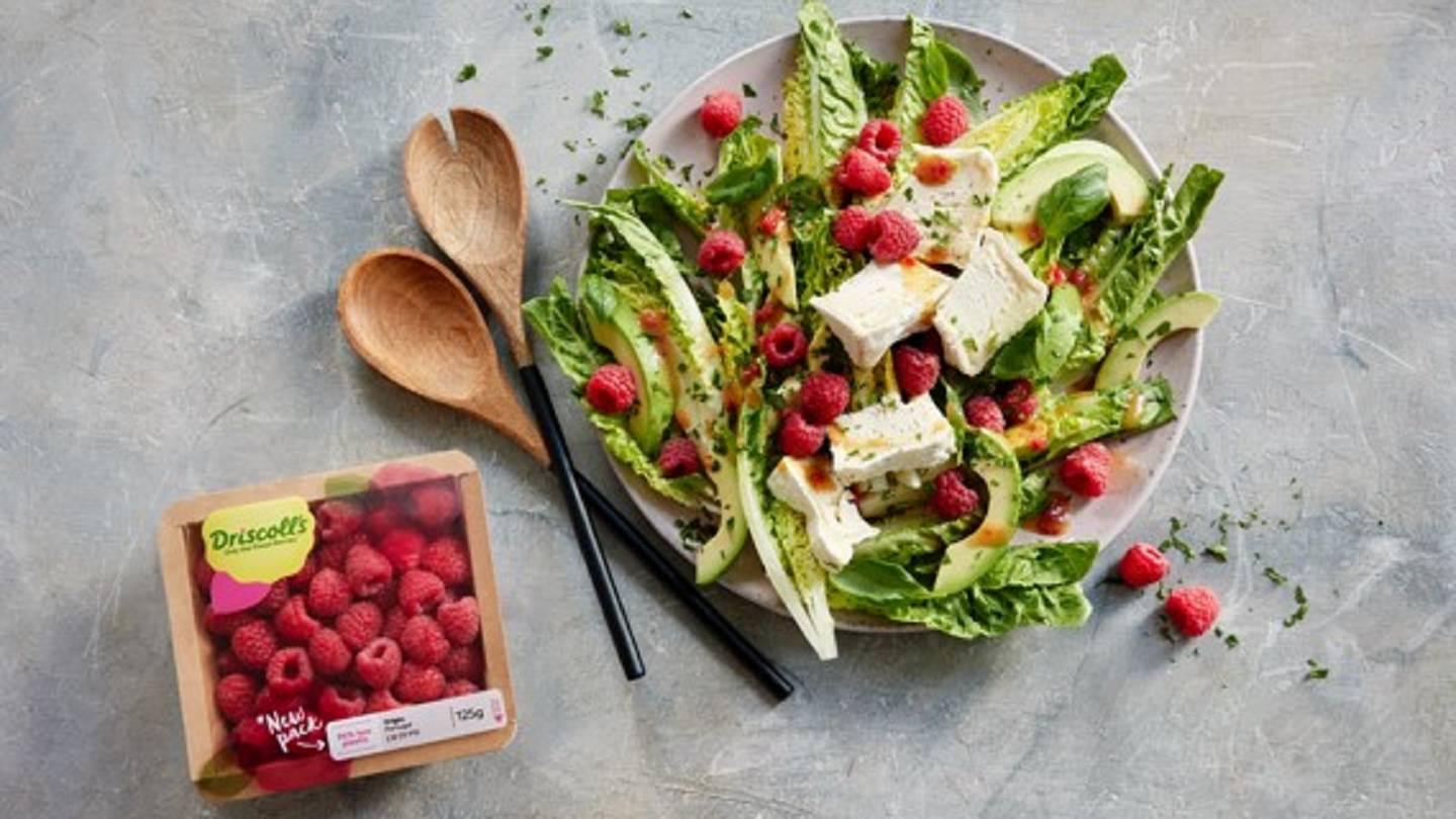 Salade estivale de laitue romaine et de framboises Driscoll's