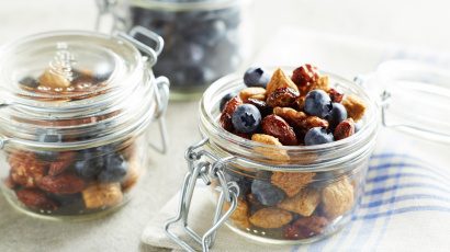 épicé fruits à coque et de myrtilles, sans gluten