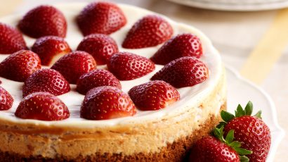 Gâteau classique au fromage et aux fraises