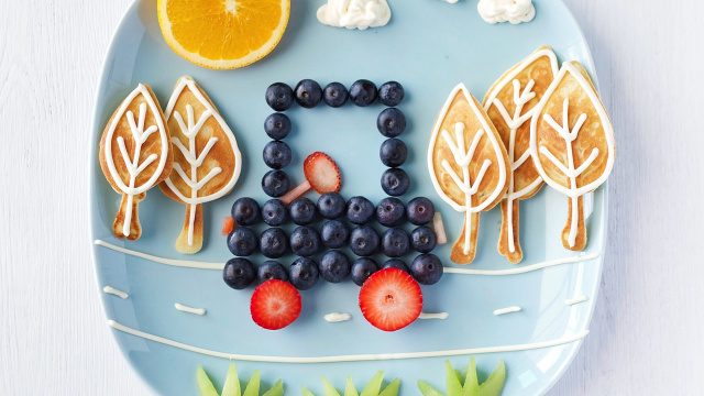 Assiette de fruits pour les enfants