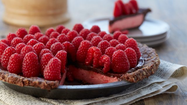 Raspberry Nanaimo Bar Pie