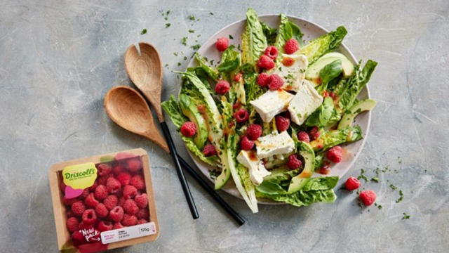 Salade estivale de laitue romaine et de framboises Driscoll's