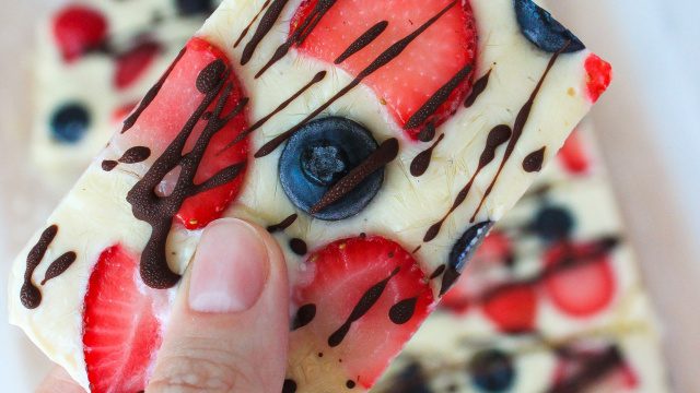 Frozen Yoghurt Bark